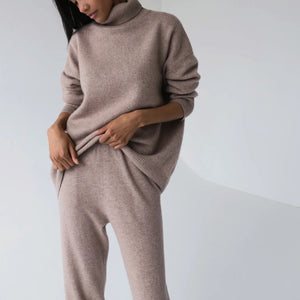 
            
                Load image into Gallery viewer, Off To New York Cashmere Sweater Set
            
        